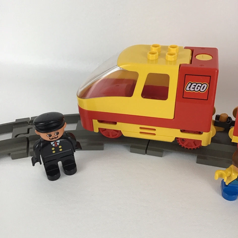 LEGO Duplo 2932 Motorized Passenger Train Starter Set 99% Complete Tested Works - Image 4 of 4