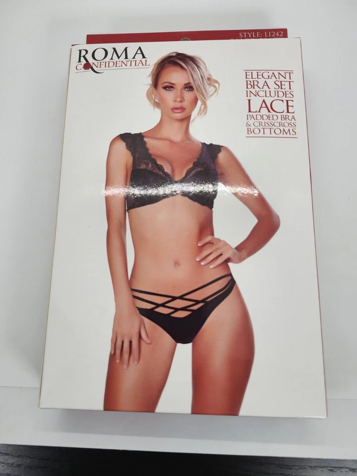 Conjunto de sujetador de encaje Roma Confidential - Elegante lencería negra con parte inferior entrecruzada Foto 2 de 4