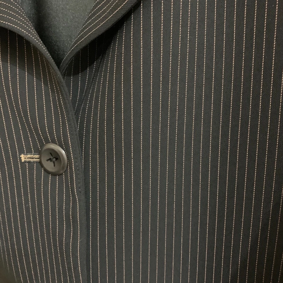 BRAND NEW CAVITA COLLECTIONS NAVY DARK PINK STRIPES SMART JACKET,SIZE 2O.VINTAGE - Image 2 of 4
