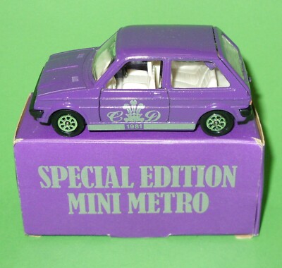 Corgi 275 BL Austin Mini Metro Royal Hochzeitswagen - Originalverpackt