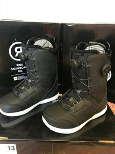 womens snowboard boots size 7