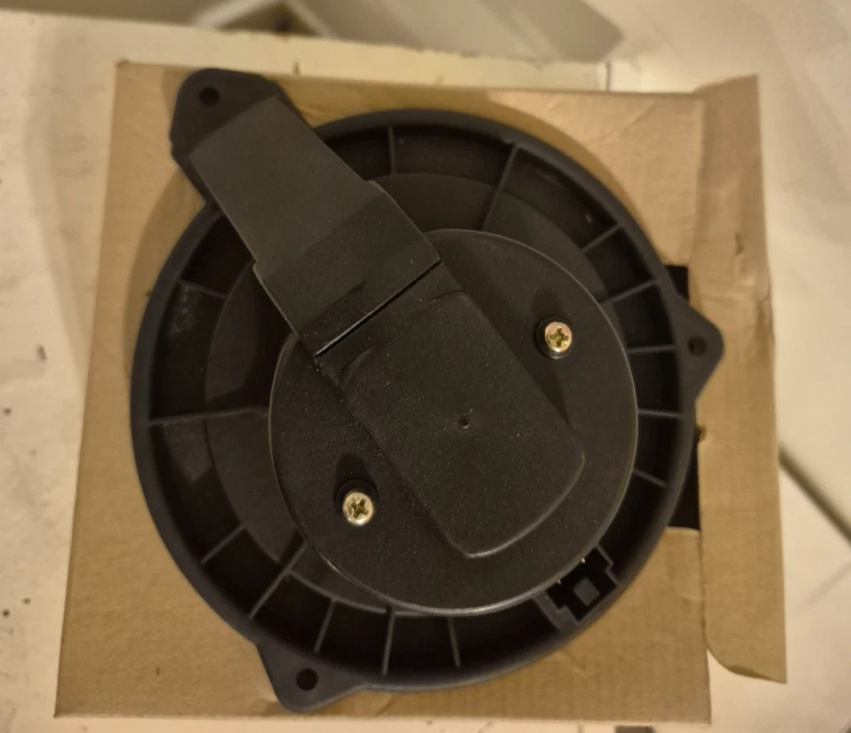 Motor soplador VDO PM9198 02-08 Dodge Ram 1500 Foto 3 de 4