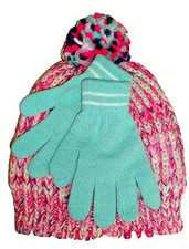 NWT Carter's Little Girls Beanie Cable Knit Pom Cap Gloves Set Size 4-8 740