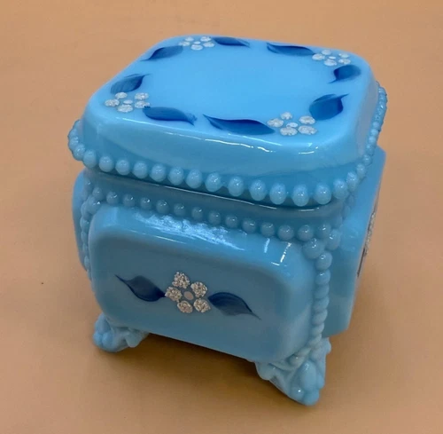 Vintage 1979 Westmoreland Blue Milk Glass Small Vanity Trinket Box Hand Painted