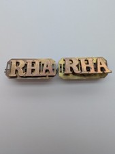 Nice Pair Of WWI Royal Horse Artillery Brass Shoulder Titles