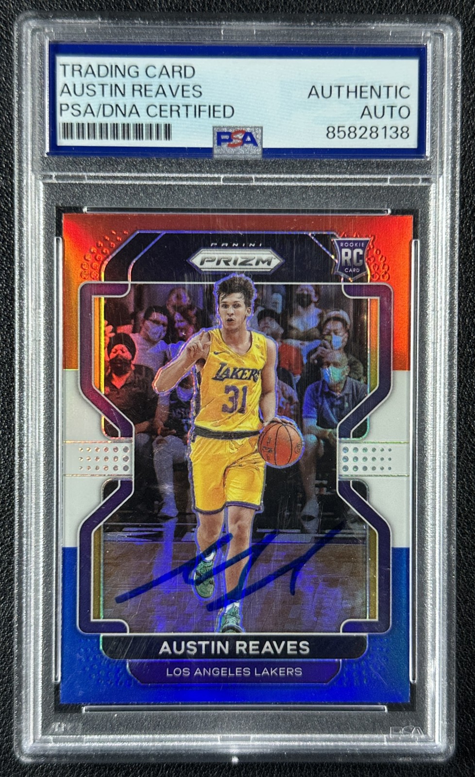 AUSTIN REAVES PSA DNA AUTH AUTO 2021-22 PANINI PRIZM #165 RED WHITE BLUE RC 8138 view 1