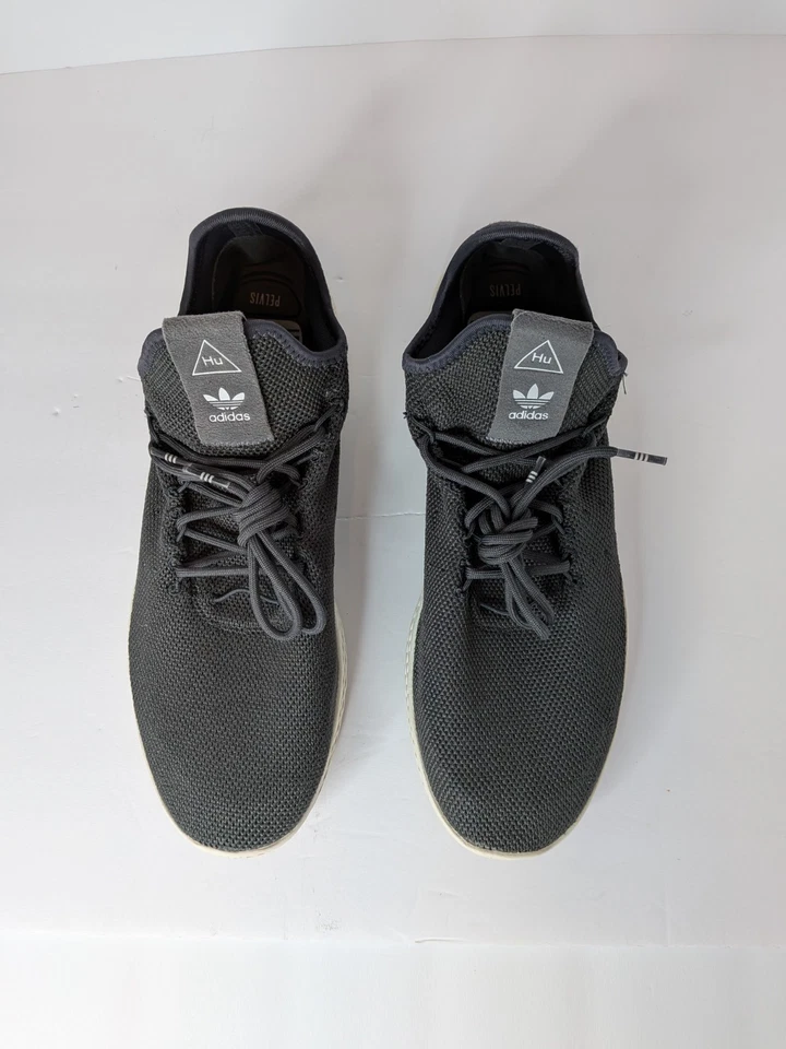 Addias Men's Pharrell Williams Tennis Shoes Size 11 Grey and White Lightweight - Image 3 of 4
