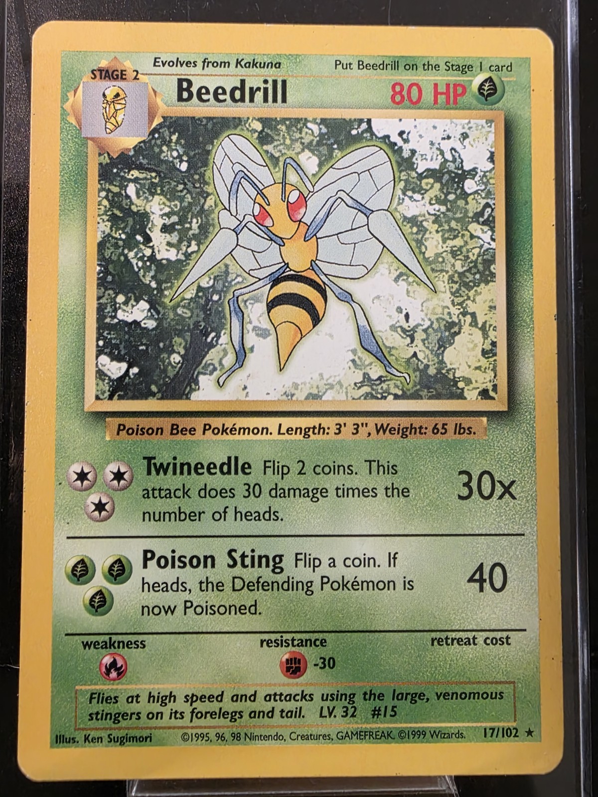 Beedrill 17/102 Base Set Pokemon Card - LP