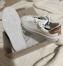 Golden Goose  White/Gold Leather Lace-Up Low-...