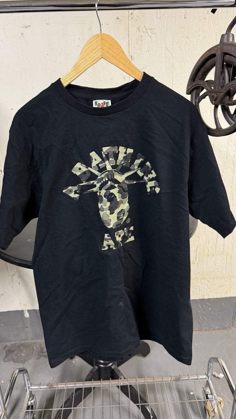 Bape Black XL T-Shirt Streetwear Iconic Ape Head Logo-image