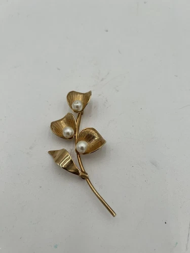 Vintage Gold Tone Calla Lillies With Pearl Accents Pin Brooch Costume Jewelry