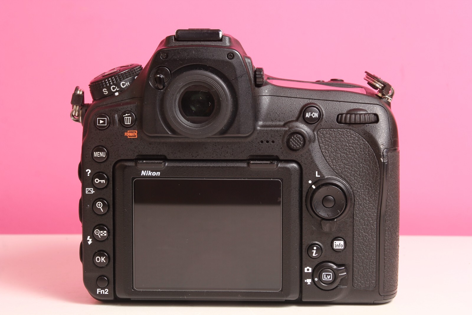 Nikon D850 45.7MP Digital SLR Camera FX Full Frame 10K SHOTS w BOX