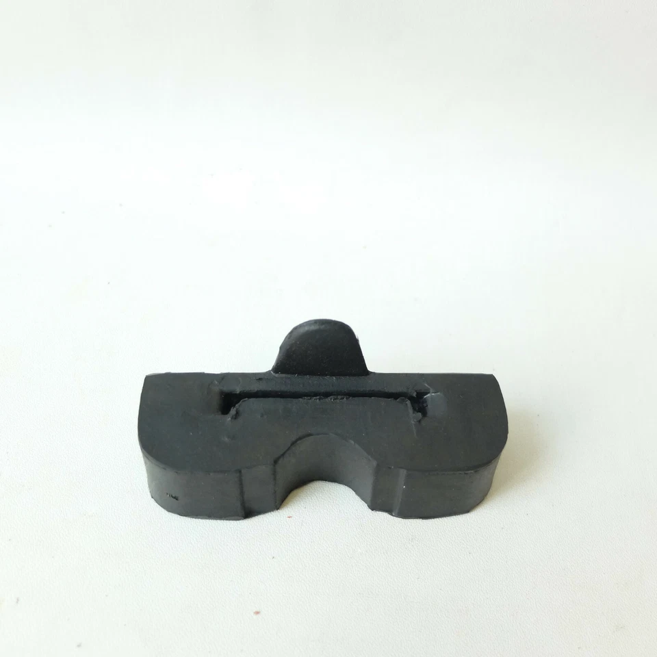 本田全地形车 70 ATC70 K1 XL XR 75 S110 SS50 橡胶油箱靠垫座 — 第 3/4 张图片