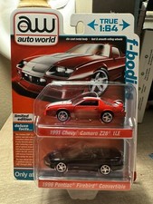 Auto World 2 Pack 1991 Chevy Camaro Z28 1LE 1996 Pontiac Firebird Convertible