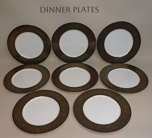 Mikasa Mount Holyoke ~ 44 Piece Dinnerware Set ~ Service for 8 + Serving Pieces - Picture 4 of 15
