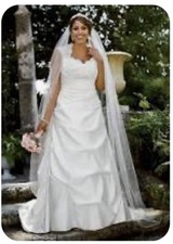 David’s Bridal 9T3090 Plus Size Lace Cap Sleeve A-Line Wedding Dress