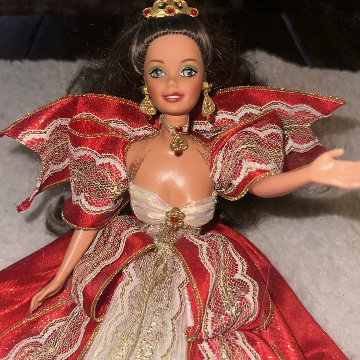 Mattel Happy Holidays Special Edition Barbie Doll 10th Anniversary