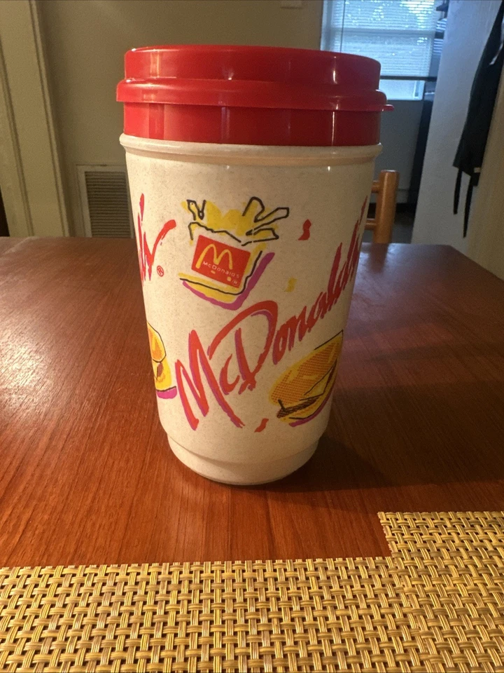 Taza de papas fritas con pajita McDonald's térmica color rojo vintage 1992 Foto 3 de 4
