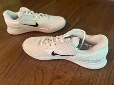 WOMEN Nike Court Air Zoom Vapor Pro White Bla...