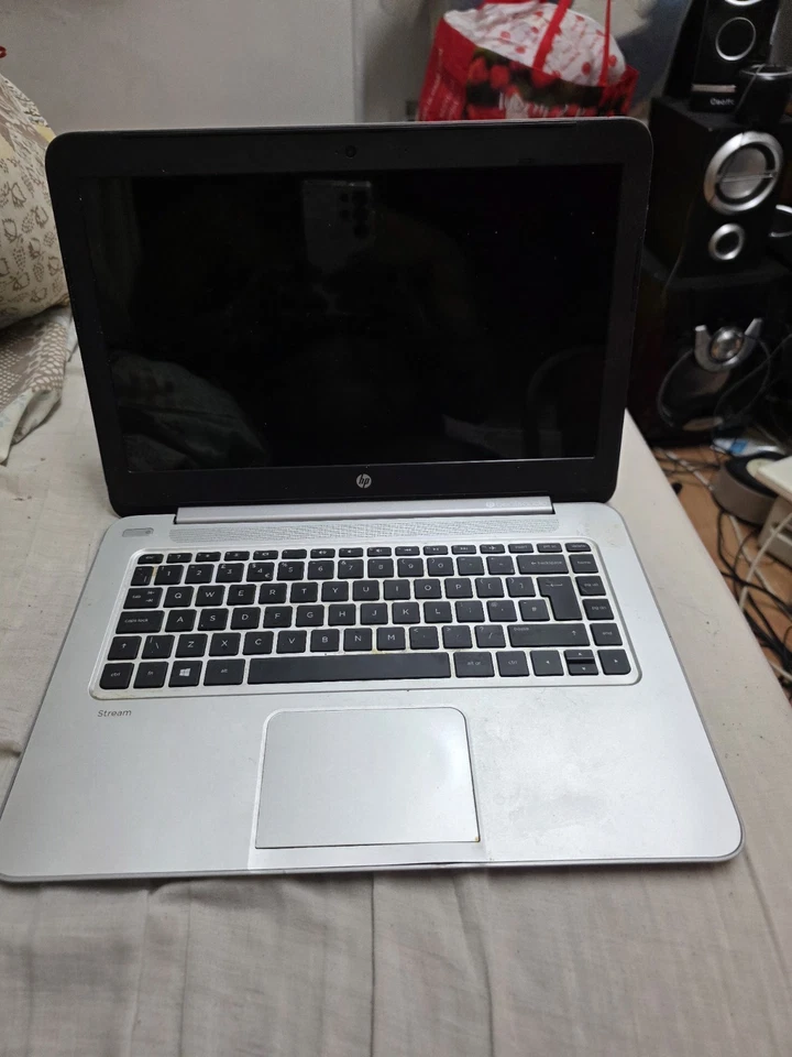 HP Stream 11/13/14 Series 2GB 64GB AMD A4 MICRO Faulty - Image 2 of 4