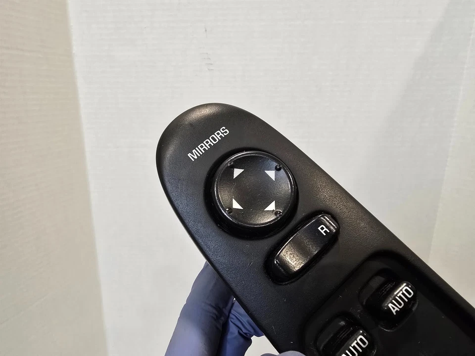 00-05 Buick Lesabre LH Driver Side Master Window Switch OEM 25654433 Black A117 - Image 3 of 4