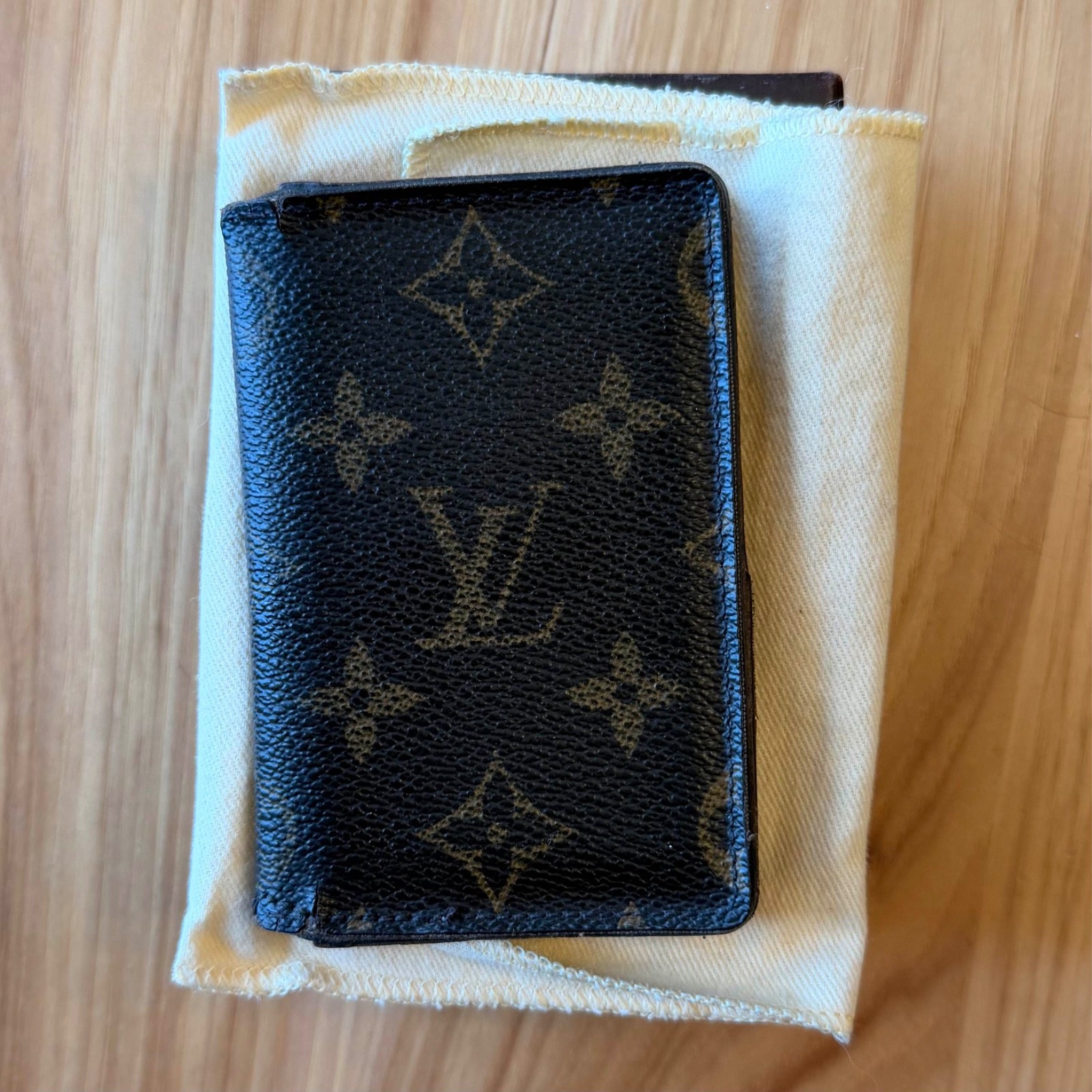 Wallet Lot, Multiple Brands, Multiple Styles, Som… - image 10