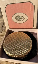 Vtg Elizabeth Arden Gold Basket Weave Mesh Powder Compact Mirror In Box