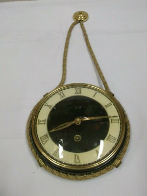 50er 60er  Wanduhr Uhr mechanisch Kunststoff Messing  clock 50s 60s Vintage