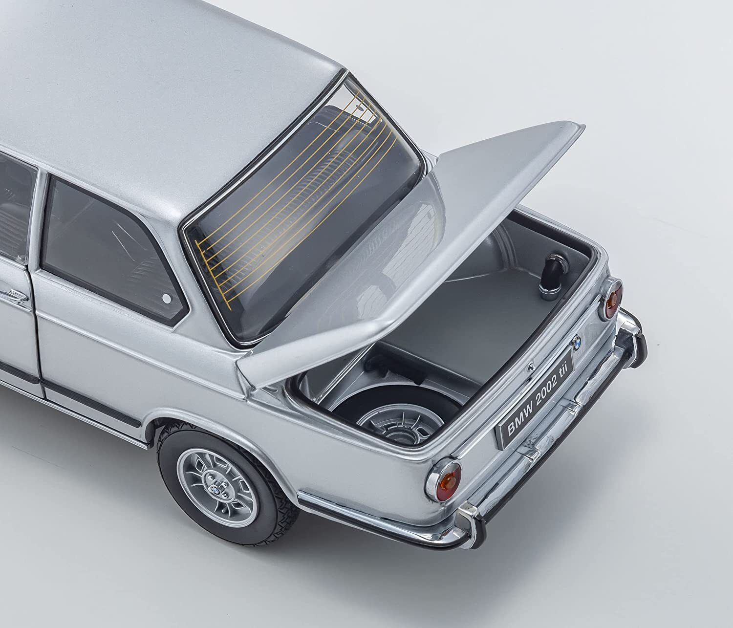Kyosho Original 1/18 BMW 2002 tii Silver KY8543S | eBay