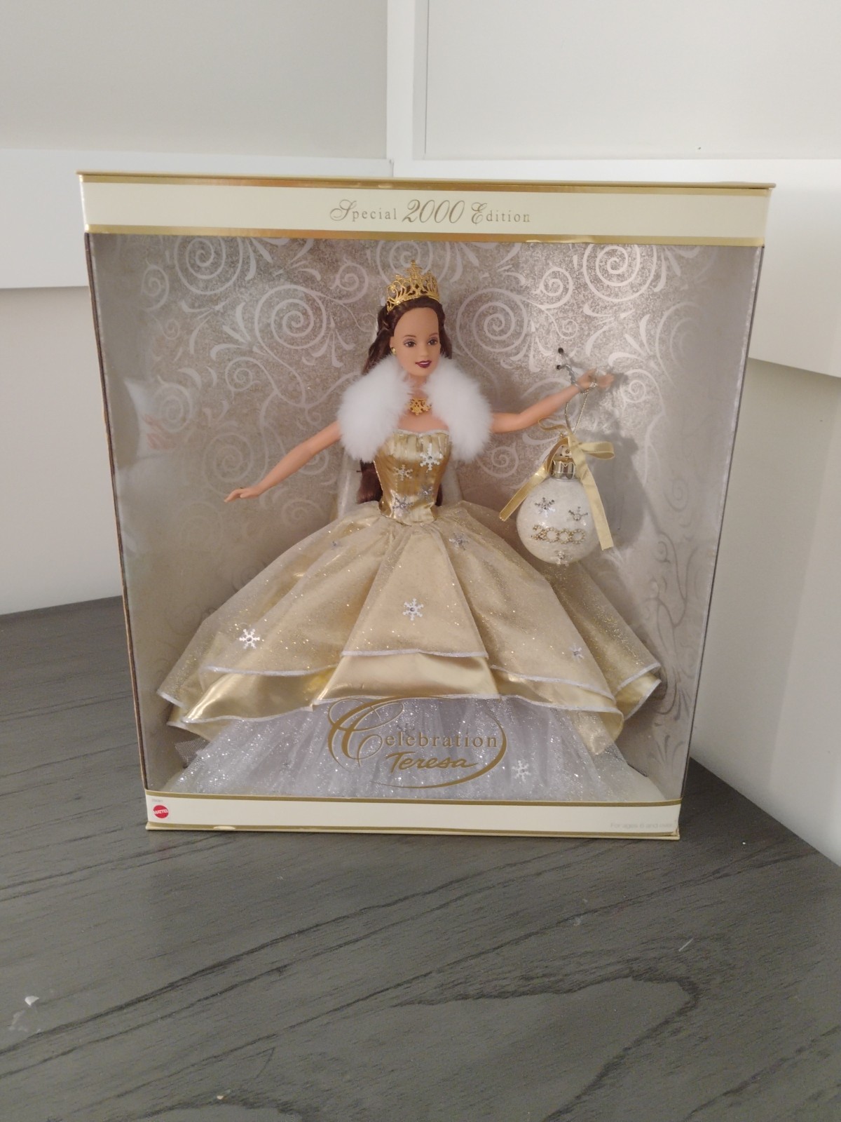 Barbie Celebration Teresa Special Edition 2000 Fashion Doll 12in Christmas