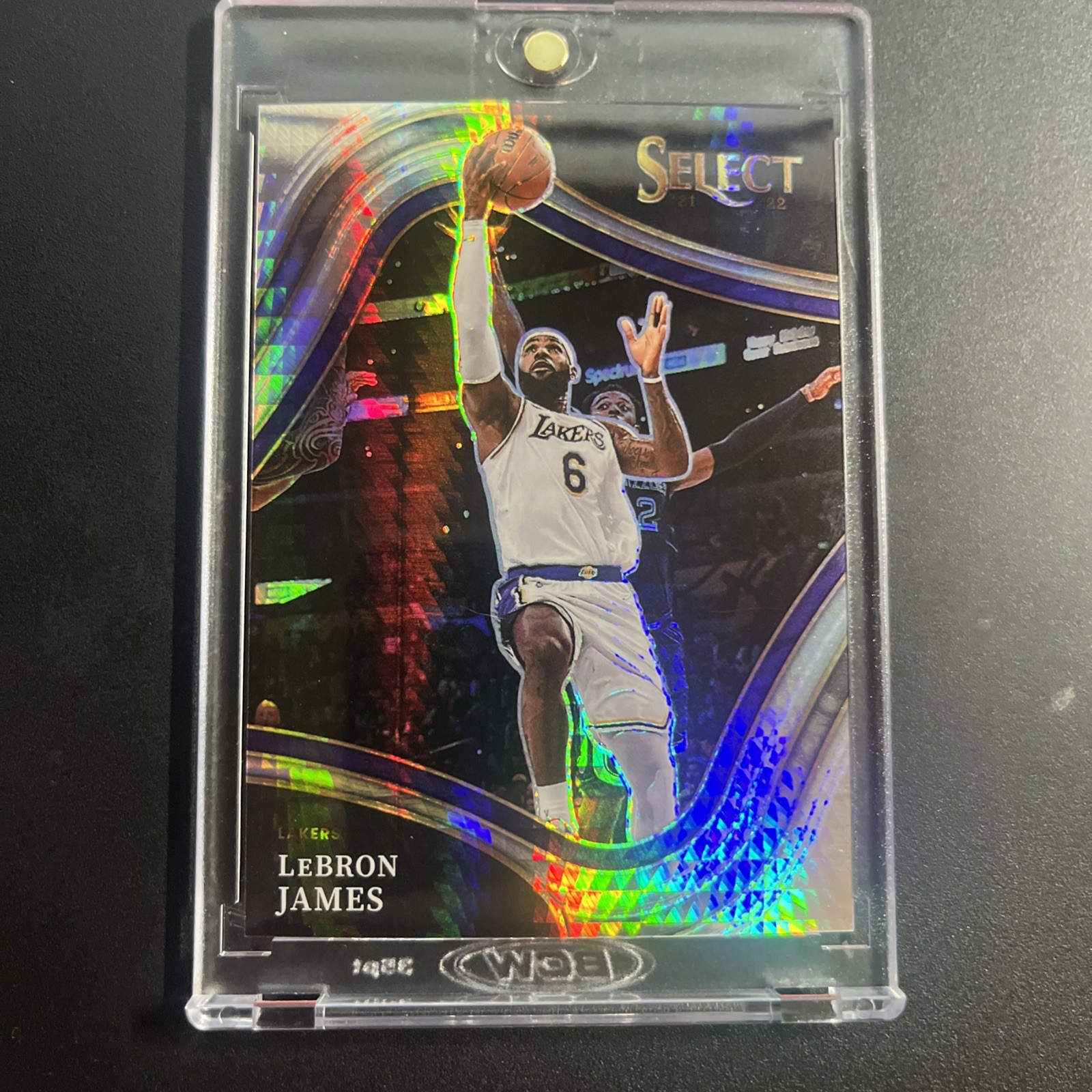 2021-22 Panini Select Courtside LeBron James Lucky Envelope Prizm Jersey # 6/8