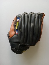Wilson Leather Youth 11" A2491 Baseball Glove Right Hand Throw