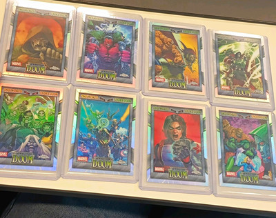 Topps Chrome Marvel 2026 One World Under Doom 8x Cards