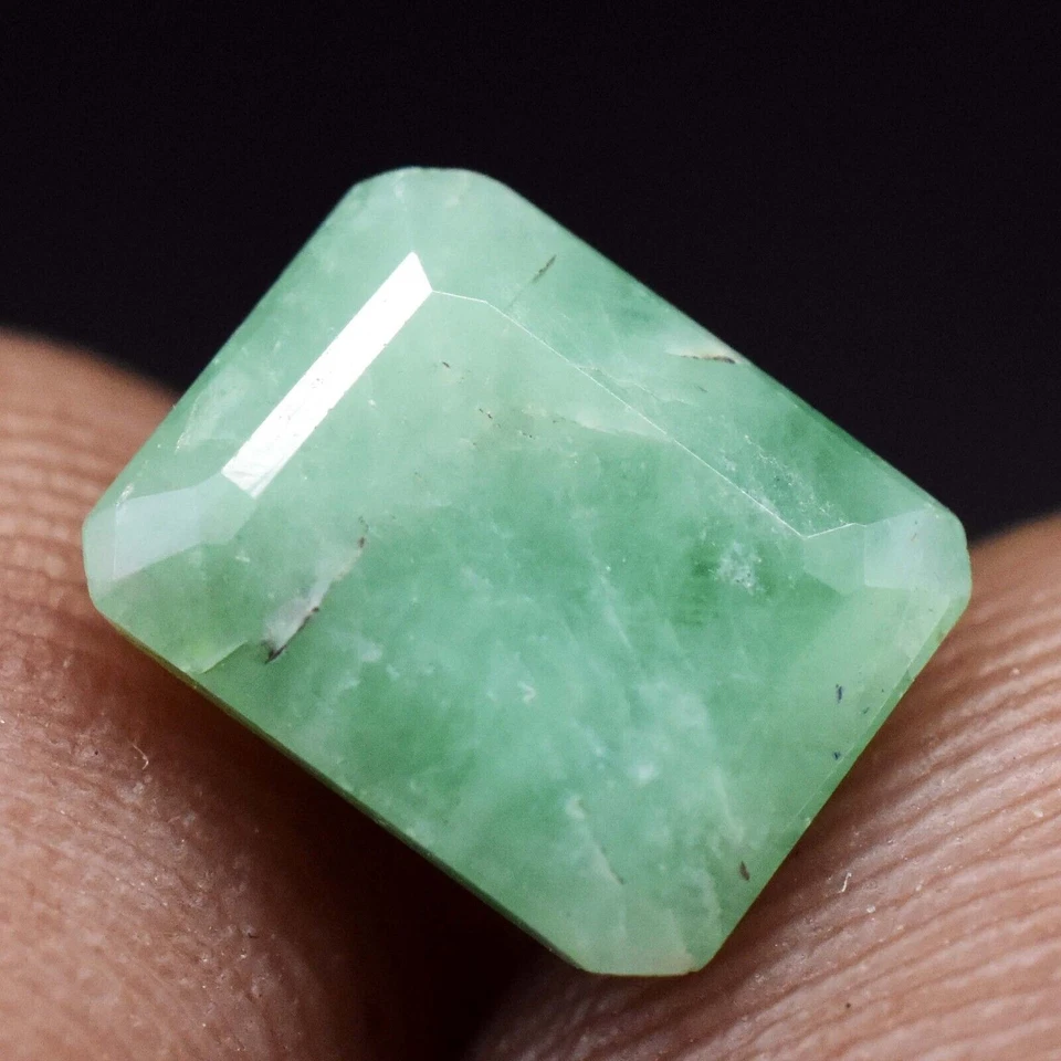 1.70ct 7.97x6.3mm Radiant Natural Zambian Green Emerald Loose Gemstone - Image 4 of 4