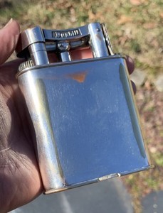 Vintage Large DUNHILL TABLE LIGHTER 4 1/4”