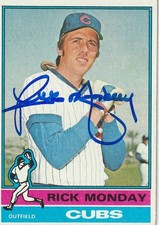 RICK MONDAY CHICAGO CUBS 1976 TOPPS SIGNED CARD #251