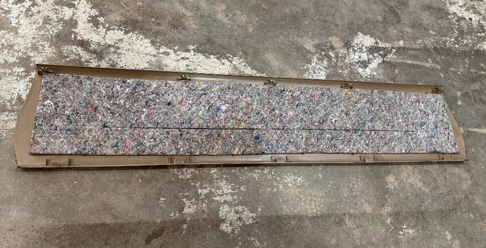 1983-1988 FORD RANGER СУПЕР КАБИНА ПОД ЗАДНЕЕ ОКНО ОТДЕЛКА ПАНЕЛИ ПОДЛИННЫЙ OEM ДЕТАЛЬ - Изображение 4 из 4