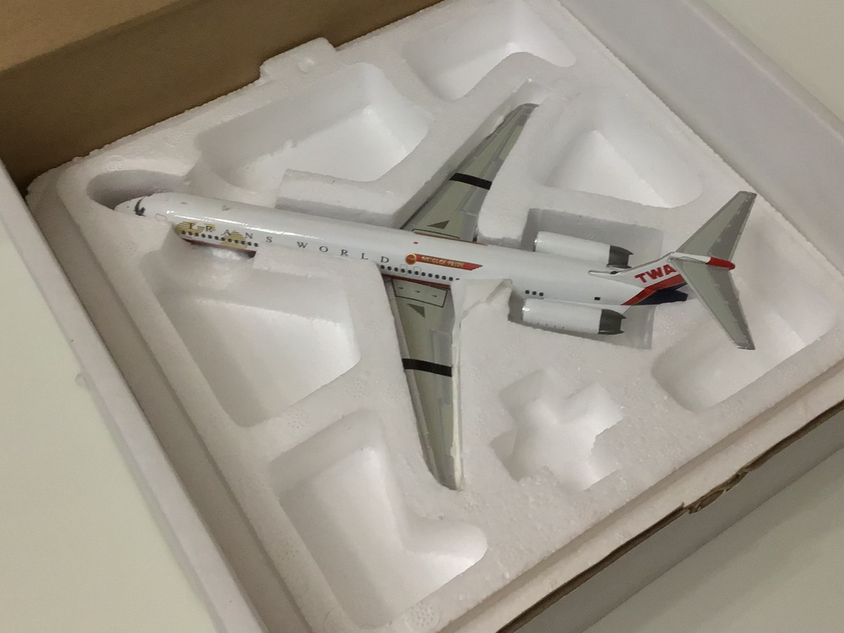 Jet-X 1:200 TRANS WORLD 