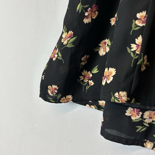 Forever 21 Tank Top Womens Small Black with Flowers Halter - Picture 4 of 16