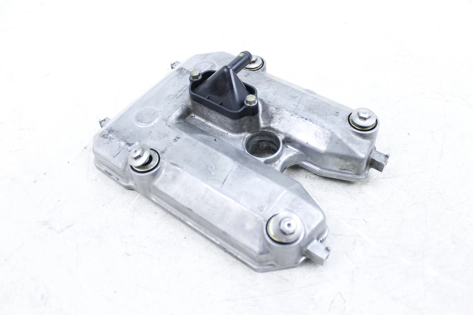 06-15 CUBIERTA CULATA EXTREMO SUPERIOR MOTOR SUZUKI BOULEVARD M109R Foto 2 de 4