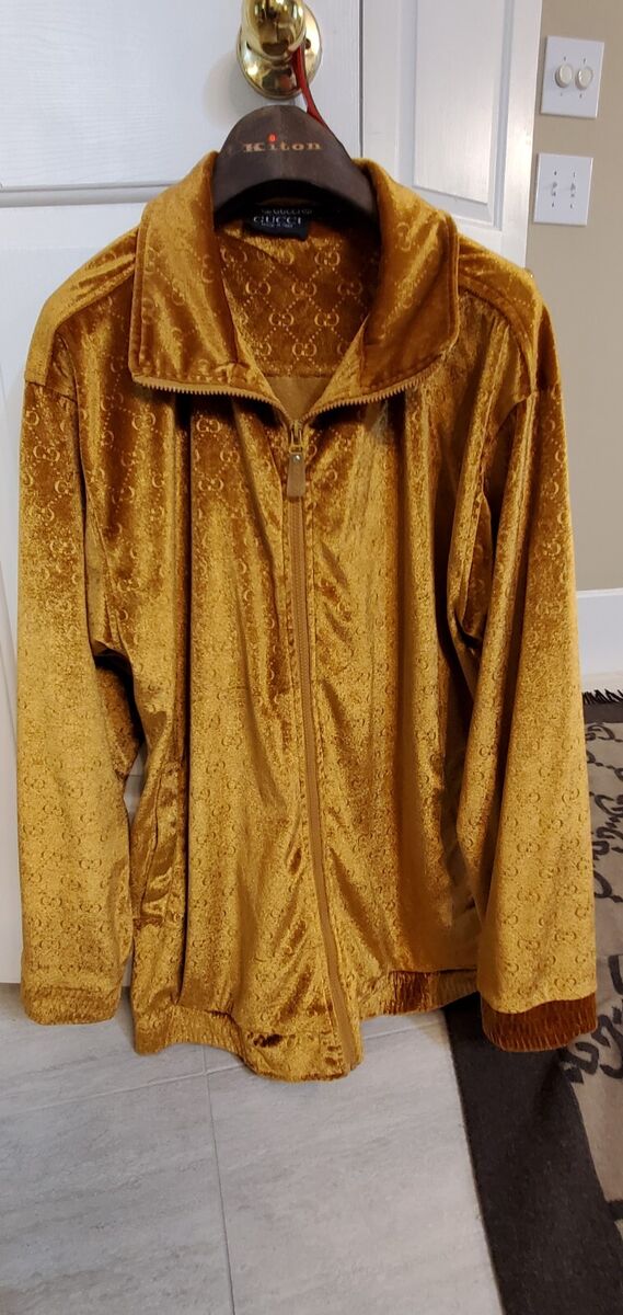 Gucci men/women Gold Sz XL Lounge/workout/Chill/Casual zipup Gucci men/women Gold Sz XL Lounge/workout/Chill/Casual zipup