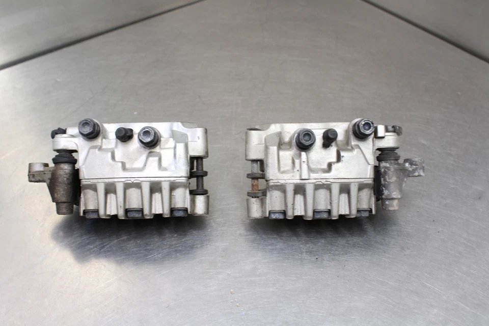2004-2008 HONDA VTX 1800 VTX1800 RIGHT LEFT FRONT BRAKE CALIPER SET PAIR — 第 4/4 张图片