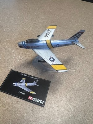 F-86 Corgi 1 144 diecast aircraft ''Heller Bust''