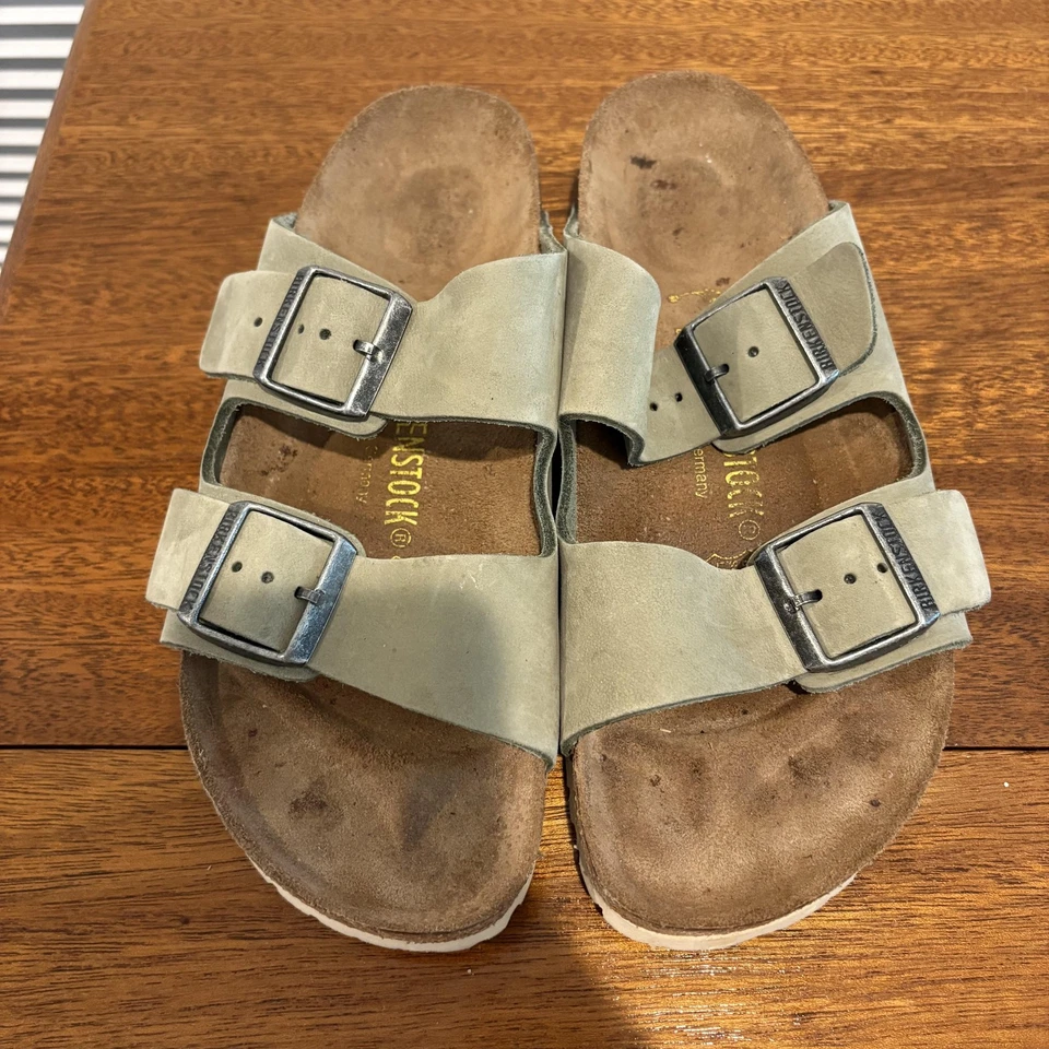 Birkenstock Arizona Sandals Women 8-8.5 Narrow 39 Green Suede Leather Germany - Image 2 of 4
