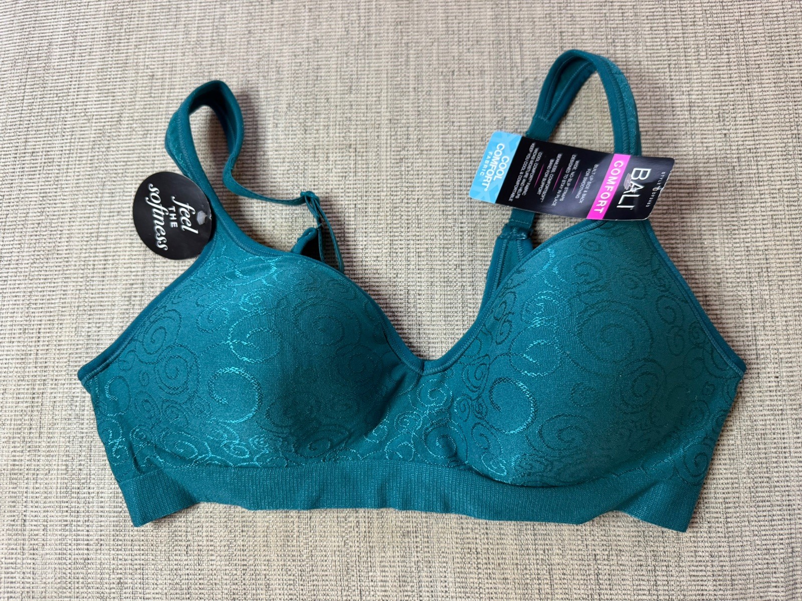 Bali Women's 38B Comfort Revolution Shaping Wireless Bra DF3463 gem jadeDots NWT