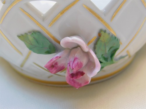 Vtg Carl Theime Dresden Germany 7.5” Reticulated Bowl Applied Flowers Open Lace - Picture 6 of 9