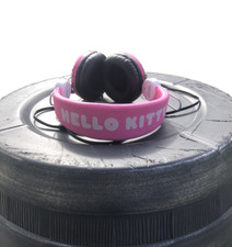 Hello Kitty Sanrio Head Phones Tested