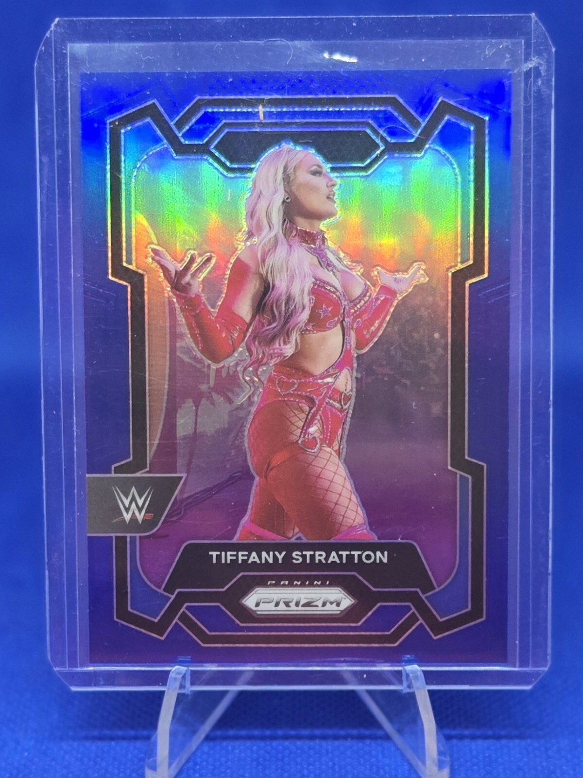 2024 Panini Prizm WWE - Blue Prizm #115 Tiffany Stratton /199