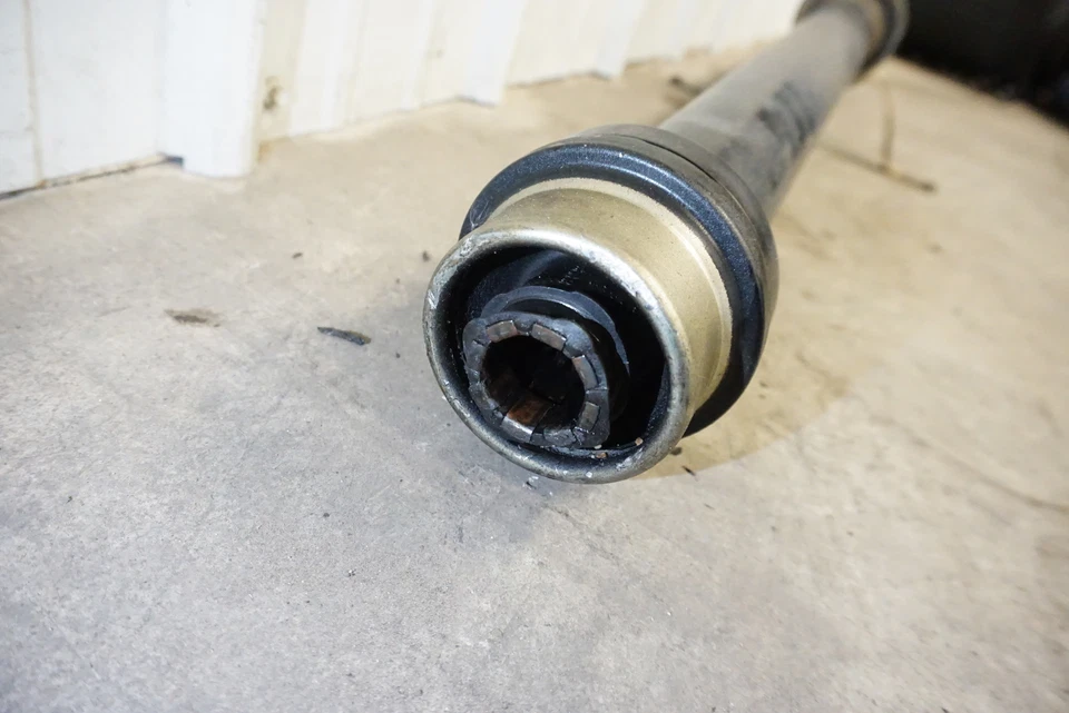 Eje de transmisión trasero Audi Allroad 13-16 eje de hélice 8K0521101R Foto 2 de 4