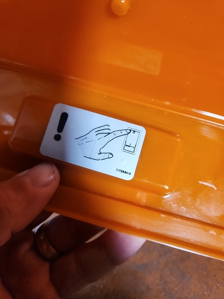 Dimplex Opti-Myst CDFI500-PRO water Tank Plate Nozzle Plate 1/71127/0 - Image 3 of 4